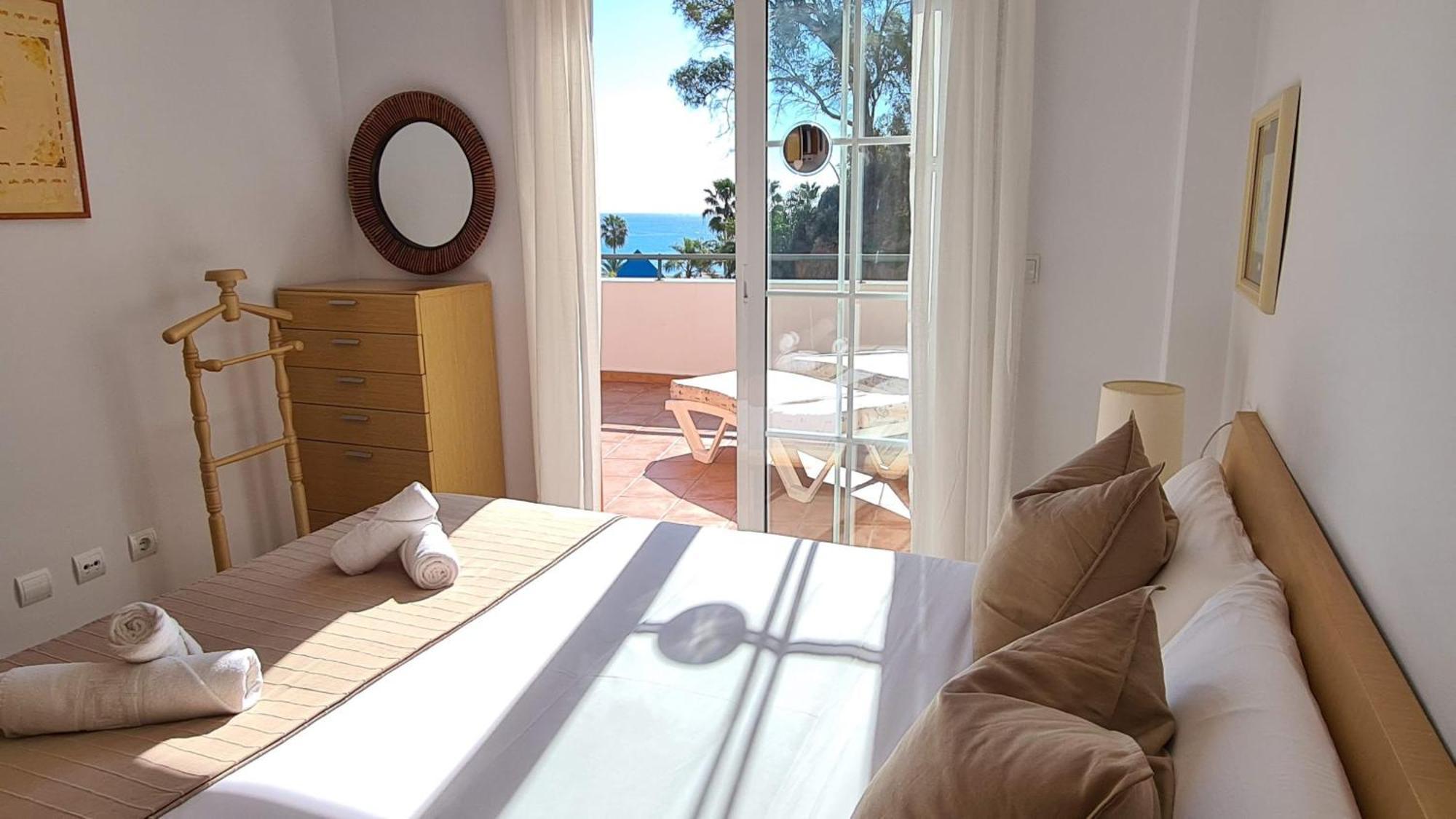 Apartament Burriana Beach Silhouse Nerja Buitenkant foto